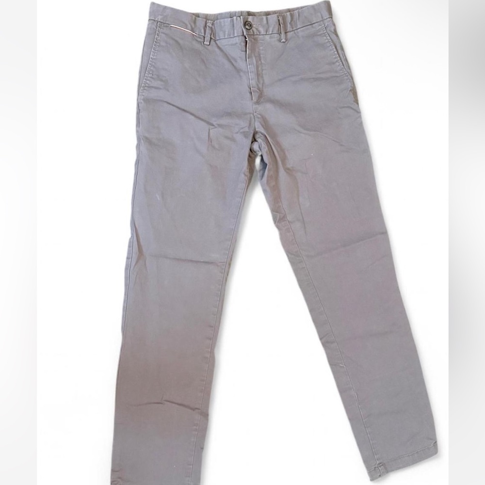 Tommy Hilfiger Men's Size‎ 32/32 Gray Chino Pants